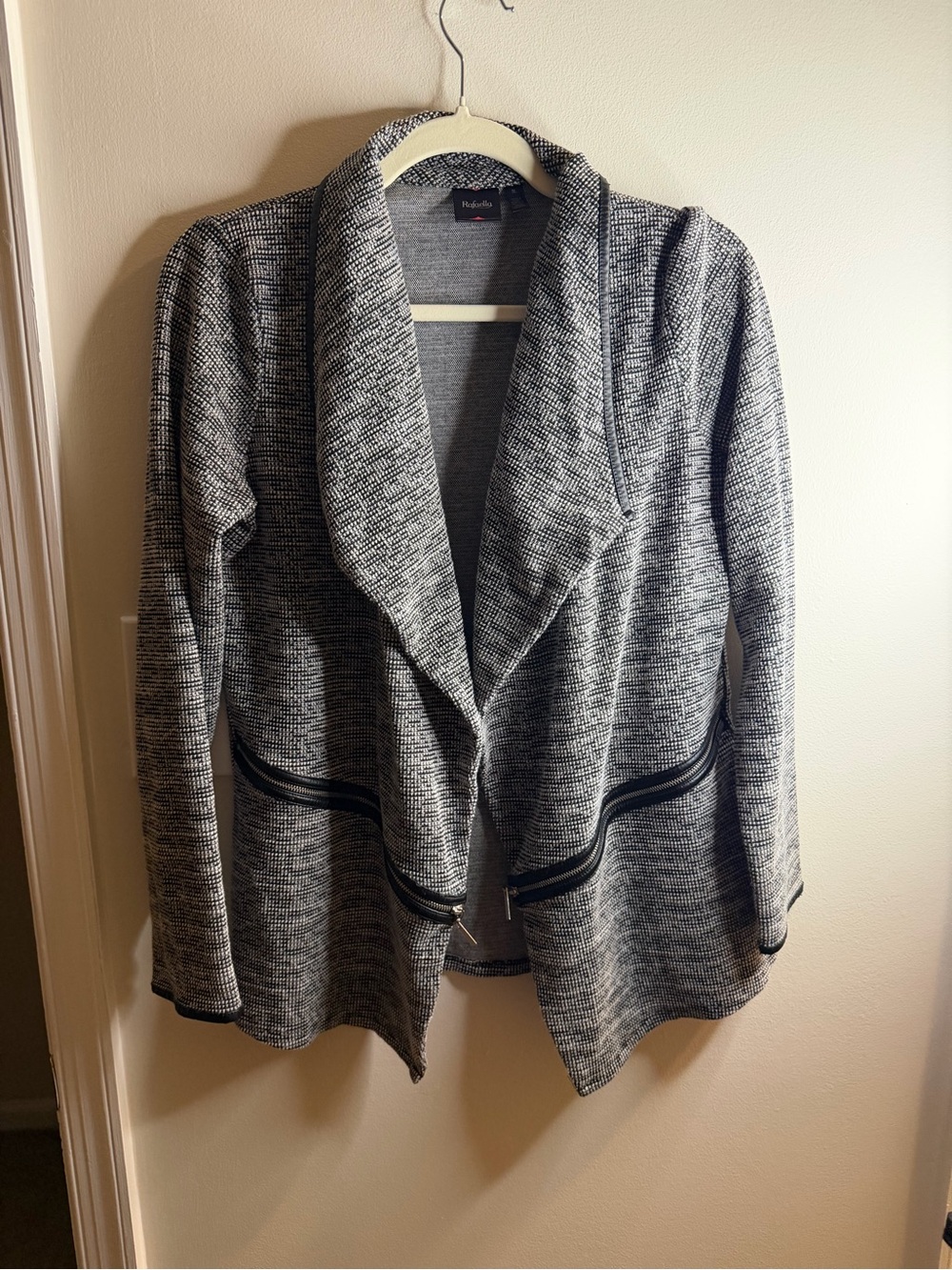 Rafaella Women’s Medium Black White Textured Open Front Jacket Zip Detail